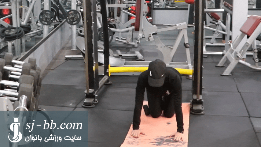 کیک ساید خوابیده با زانوی خم